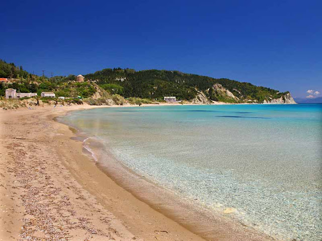Επιστολή διαμαρτυρίας: Δεκάδες διακοπές ρεύματος σε Ερείκουσα και Οθωνούς λόγω κακοκαιρίας
