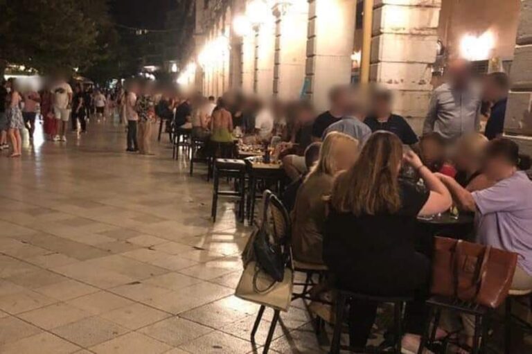 Σας ρωτάω ξανά.  Άλλαξε κάτι;