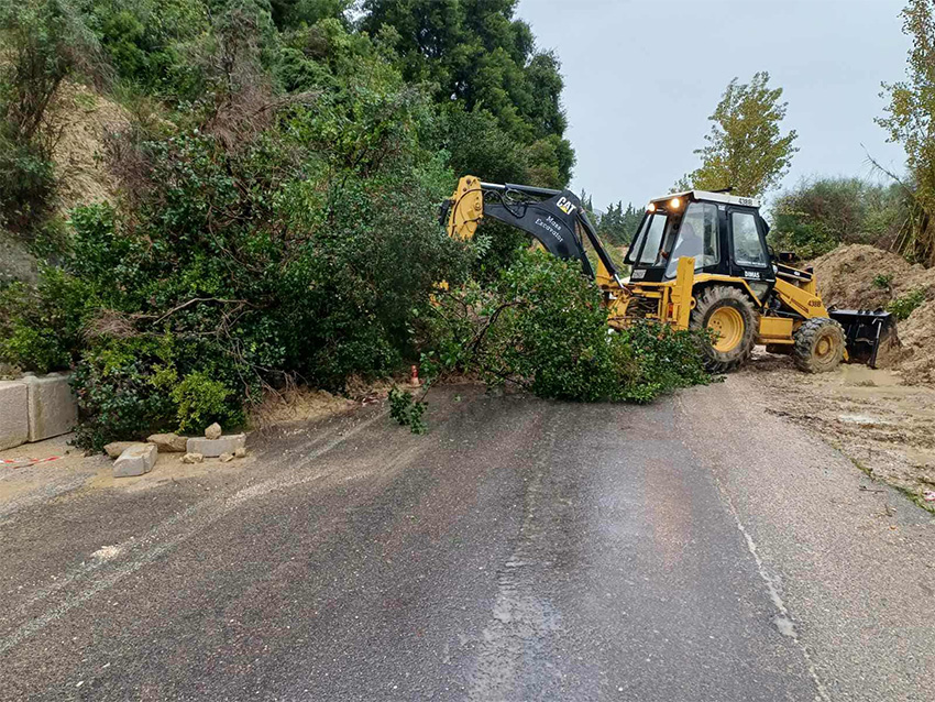 AH GIANNHS KATOLISTHISH1