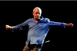 Σαν σήμερα το 2012 έφυγε από τη ζωή ο Δ. Μητροπάνος (ΒΙΝΤΕΟ)