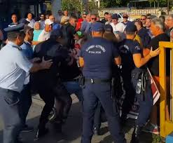 ΑΥΤΟΝΟΜΗ ΑΓΩΝΙΣΤΙΚΗ ΠΑΡΕΜΒΑΣΗ ΔΡΑΜΑΣ: Καταγγελία για τη χρήση αστυνομικής βίας (ΒΙΝΤΕΟ)