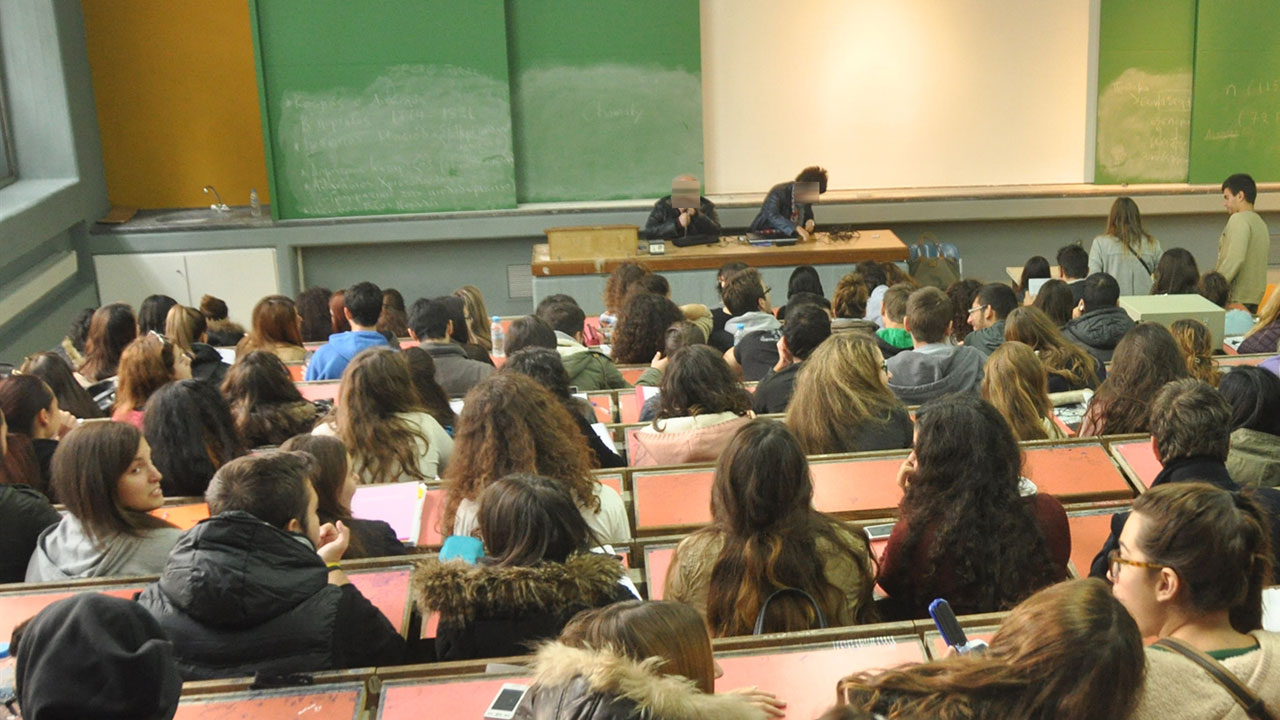Όταν η επιτυχία γίνεται βάρος: Η λαϊκή οικογένεια και το κόστος των σπουδών εκτός τόπου μόνιμης κατοικίας