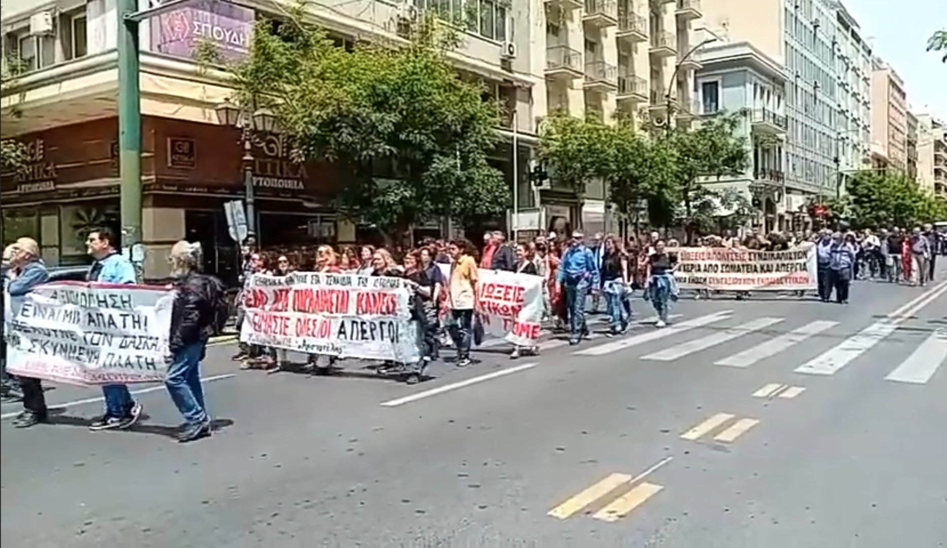 Η Χρύσα γυρίζει στον φυσικό της χώρο εργασίας, δίπλα στα παιδιά!